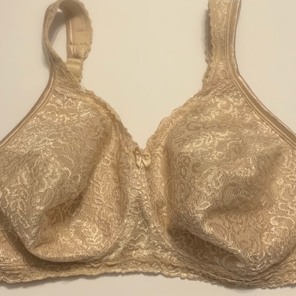 Playtex 18 hour size 46C bra